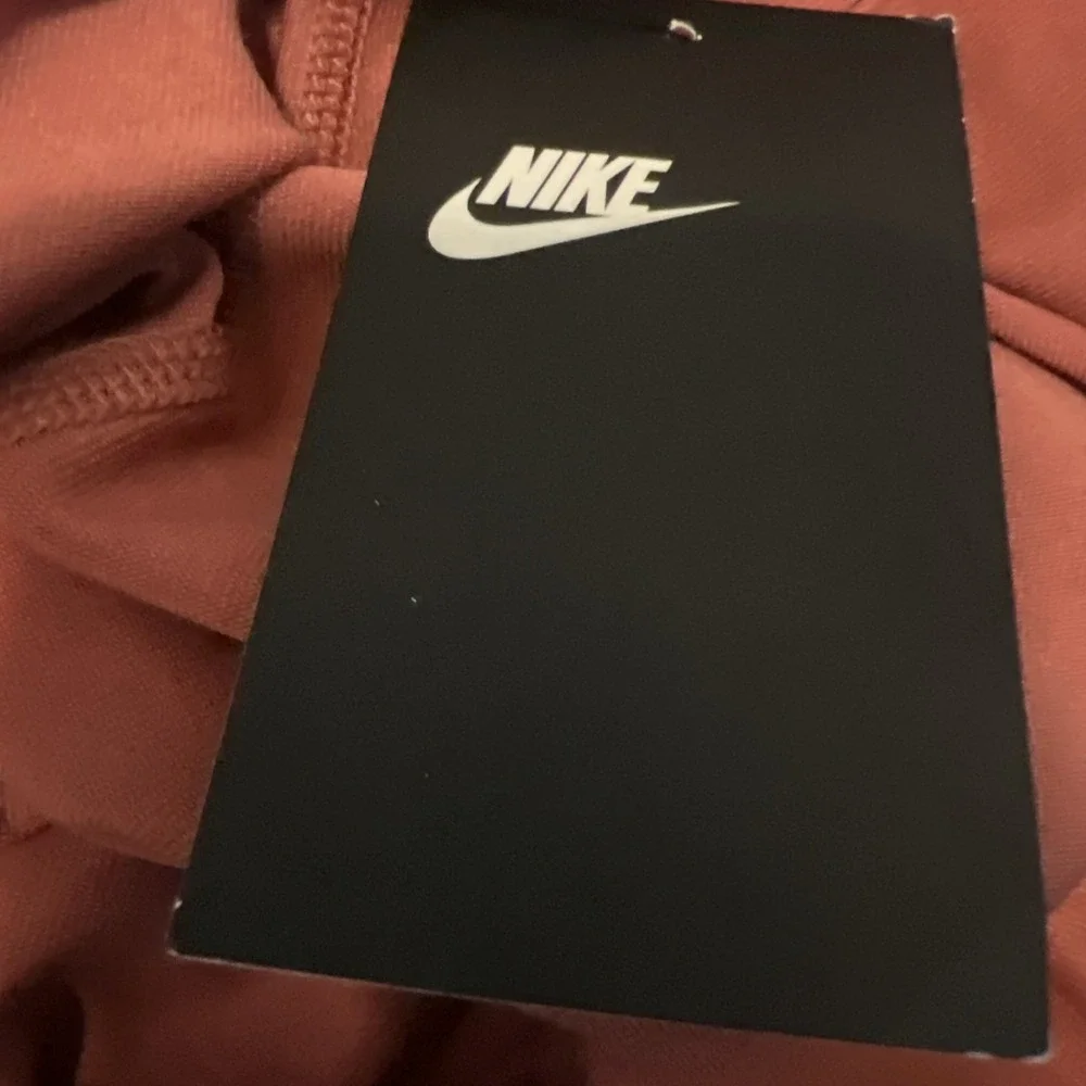 Nike Dri-FIT One Women's Size 1X Mid-Rise Leggings‎ Canyon Rust/White